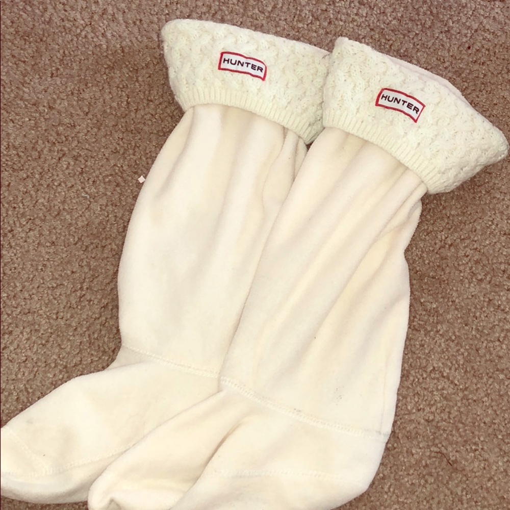 White knitted Hunter rainboot inserts. Size M/L